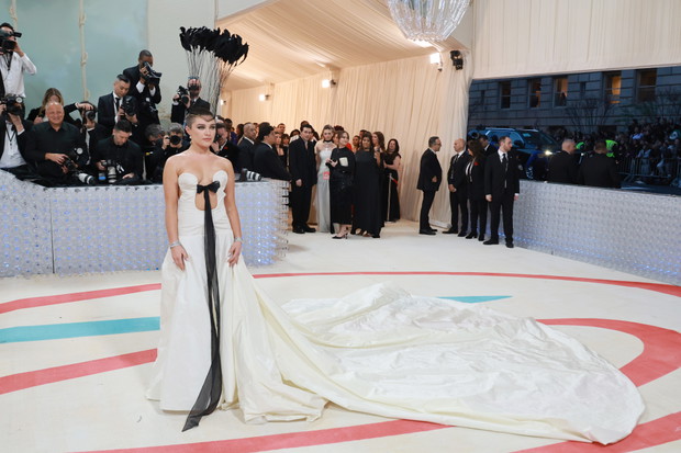 Florence Pugh