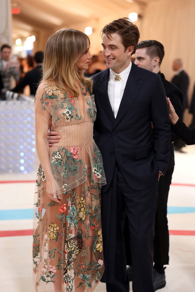 Met Gala 2023: Suki Waterhouse i Robert Pattinson