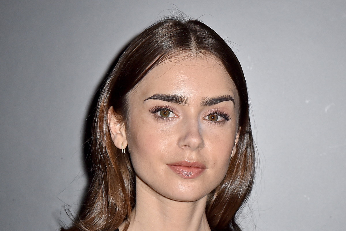 Lily Collins