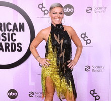 American Music Awards 2022: Pink z mężem i dziećmi