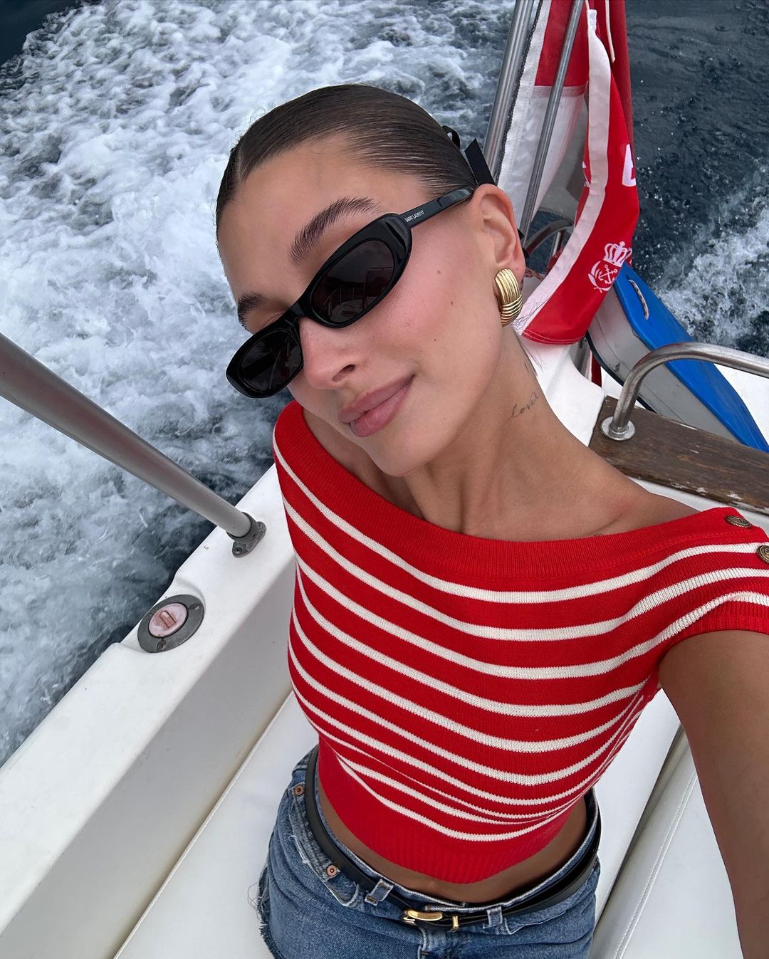 Szorty w stylu Hailey Bieber