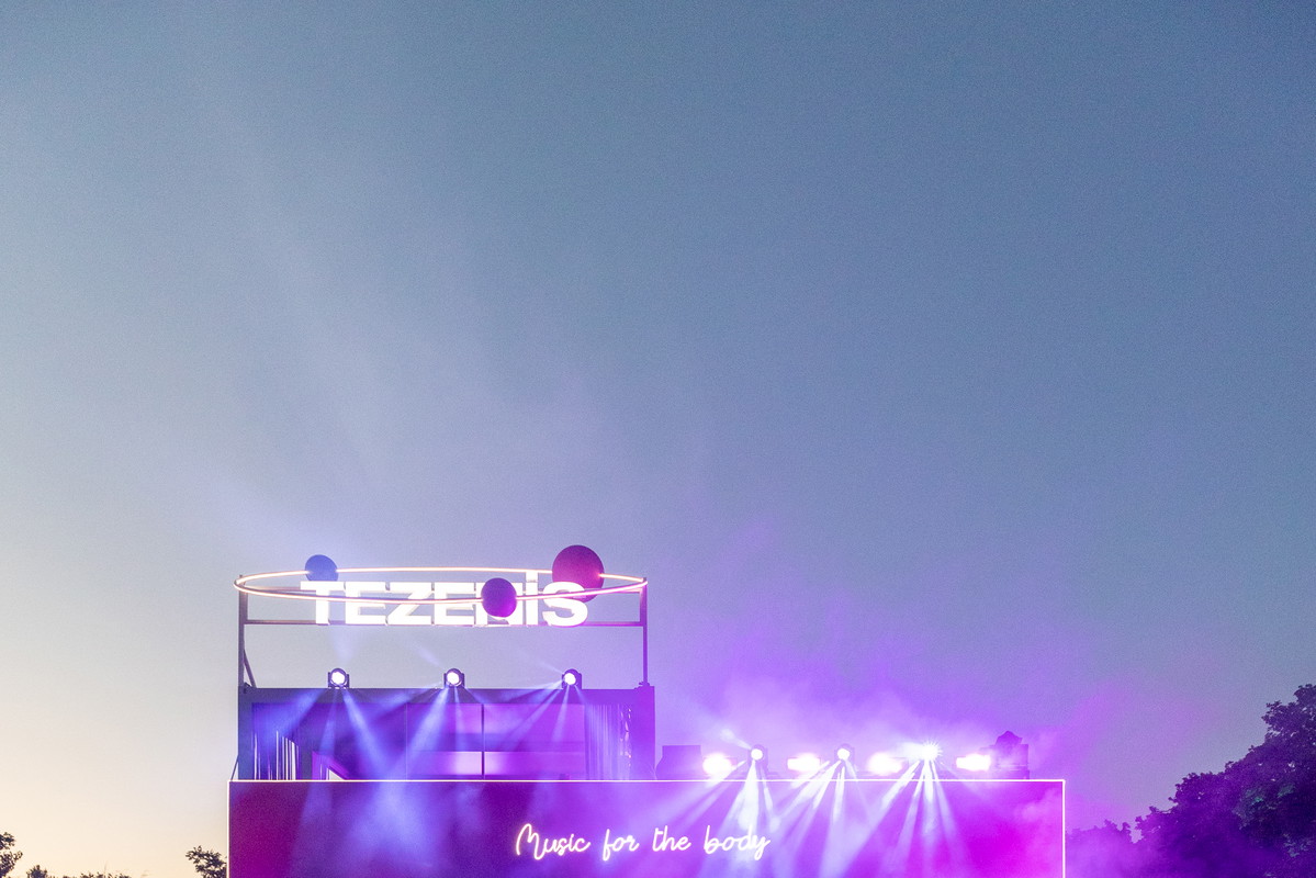 Tezenis
