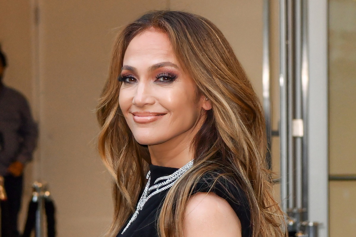 J. Lo