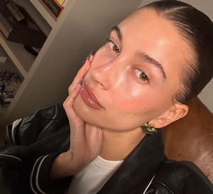 Hailey Bieber