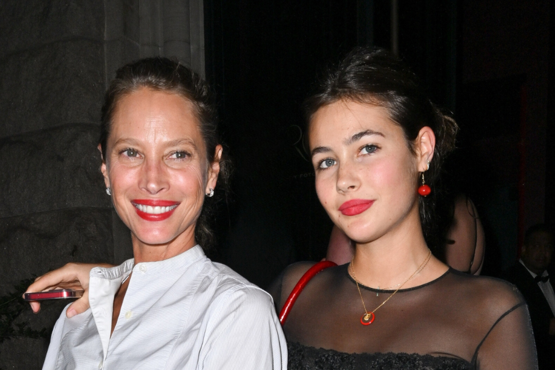 Christy Turlington & Grace Burns