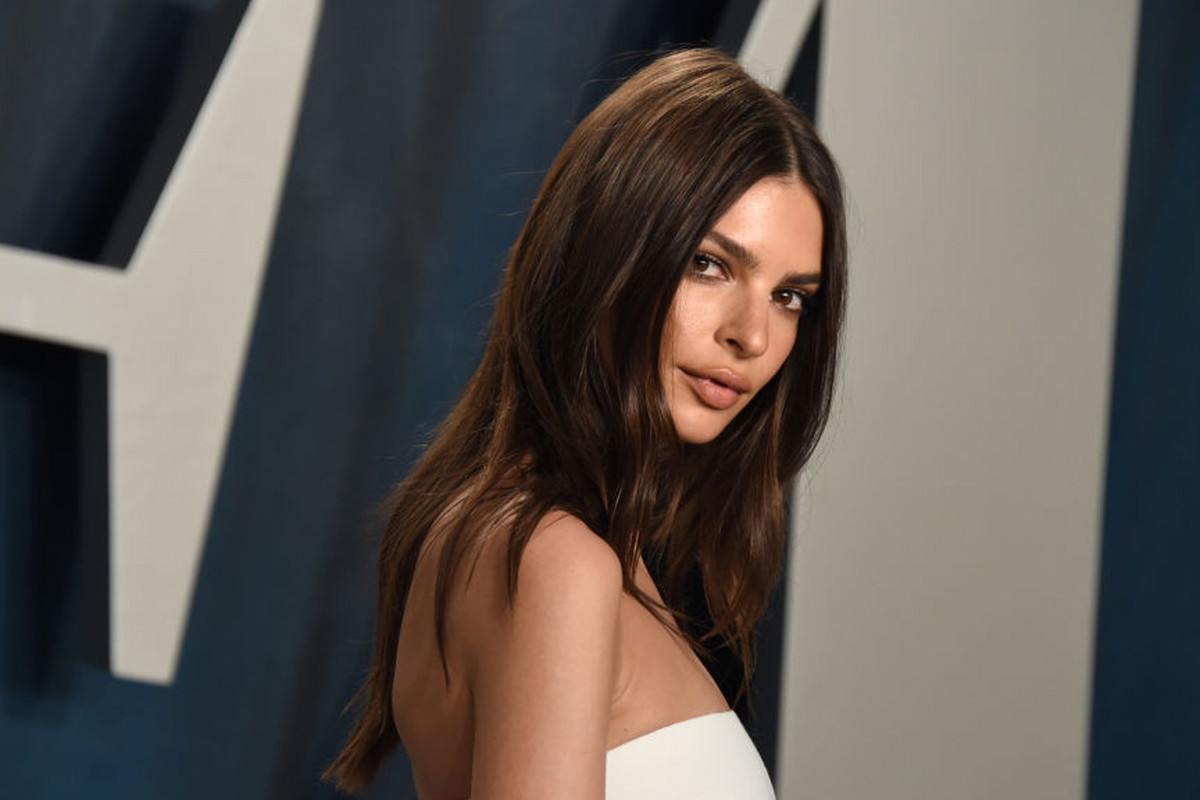 Emily Ratajkowski