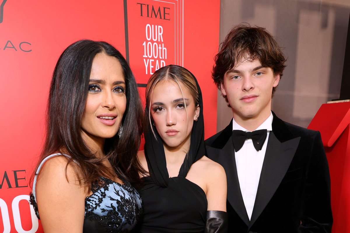 Salma Hayek z córką i synem Lindy Evangelisty
