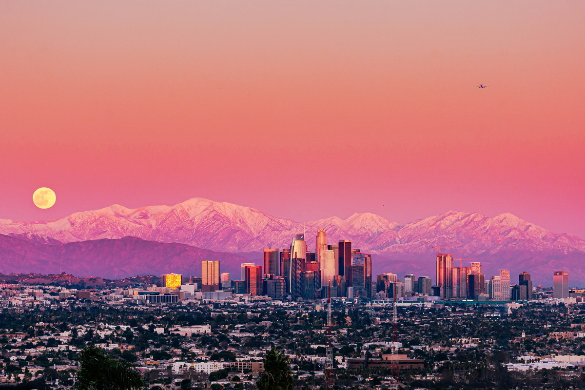 Księżyc nad Los Angeles