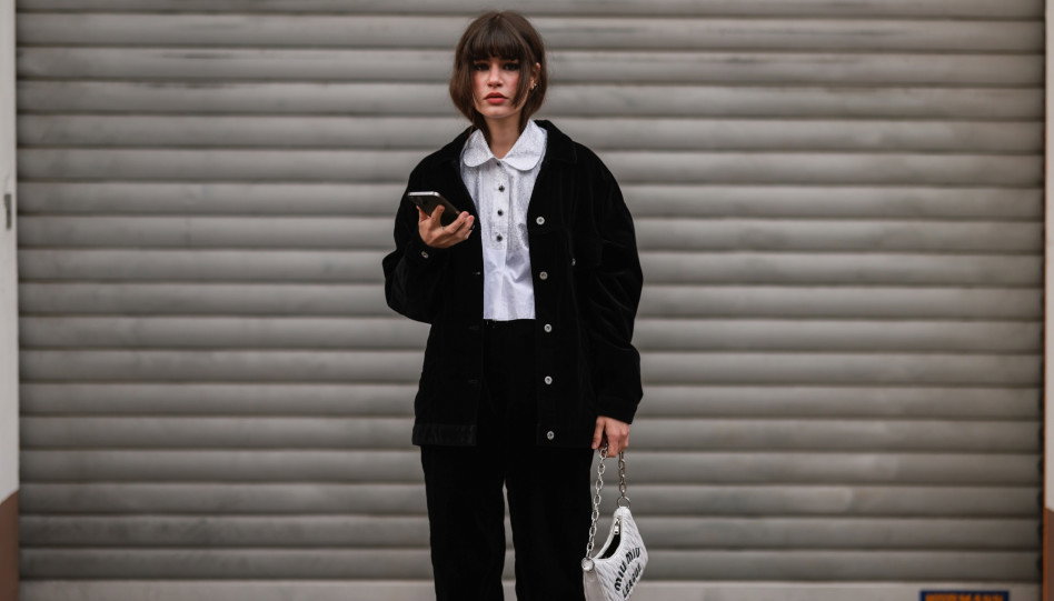 Barn jacket to najmodniejsza kurtka na jesień 2024. Ulubione okrycie brytyjskiej arystokracji w szafie ma już Bella Hadid