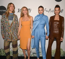 Alana, Marielle, Gigi i Bella Hadid