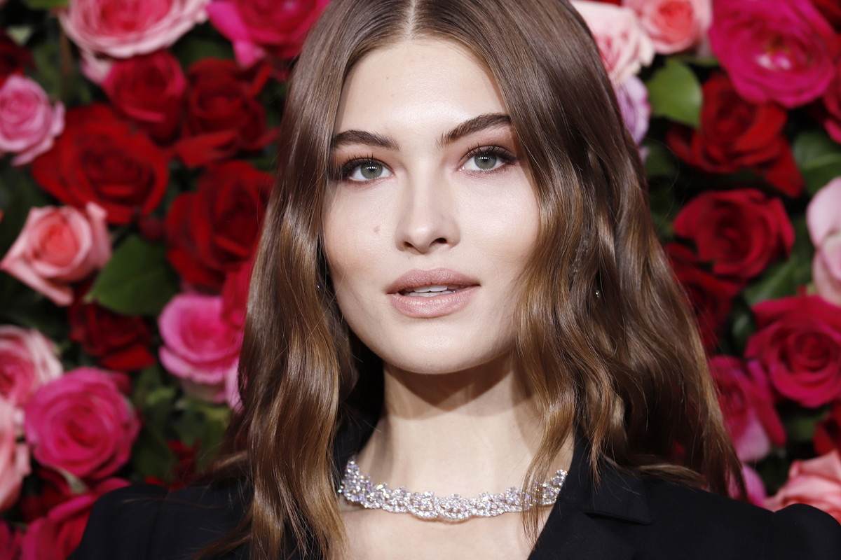 Najpiękniejsze szminki nude. TOP 7 cielistych pomadek, które zachwycają przez okrągły rok