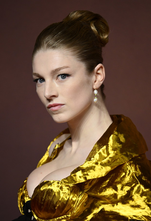 Hunter Schafer na premierze filmu „Igrzyska śmierci: Ballada ptaków i węży”