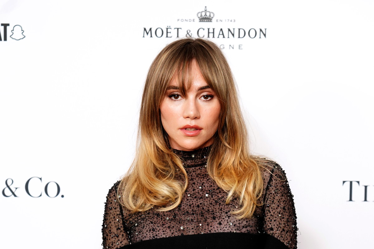 Suki Waterhouse