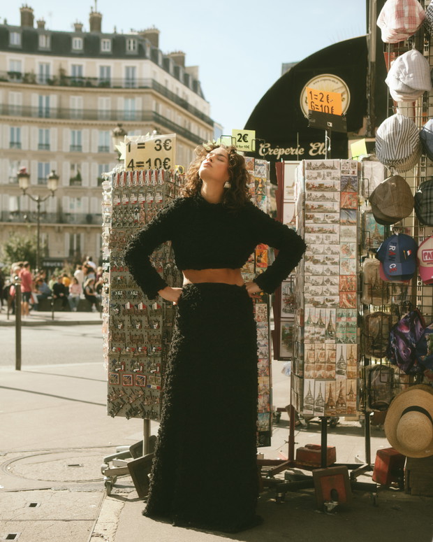 Undress Code na jesień-zimę 2023/2024. Paryska kampania z bohaterką niczym Carrie Bradshaw
