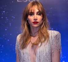 Suki Waterhouse