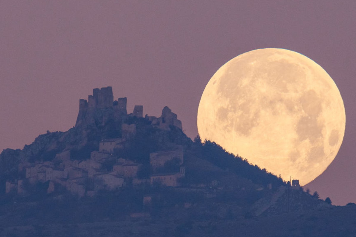 księżyc w nowiu