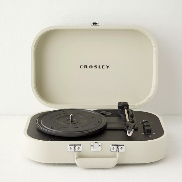 Gramofon (dostepny w Urban Outfitters)