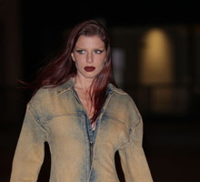 Red wine makeup - grunge'owy makijaż w stylu lat 90.