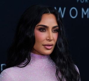 Kim Kardashian - odżywka do rzęs