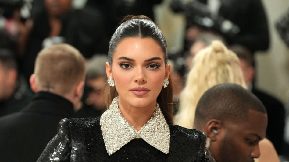 Kendall Jenner - tusz do rzęs