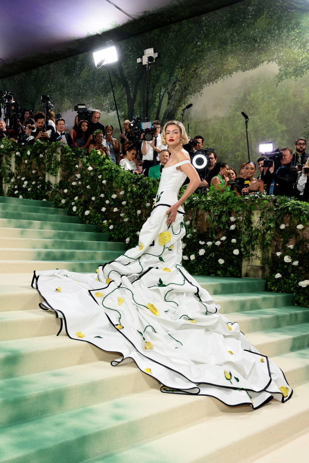 Met Gala 2024: Gigi Hadid