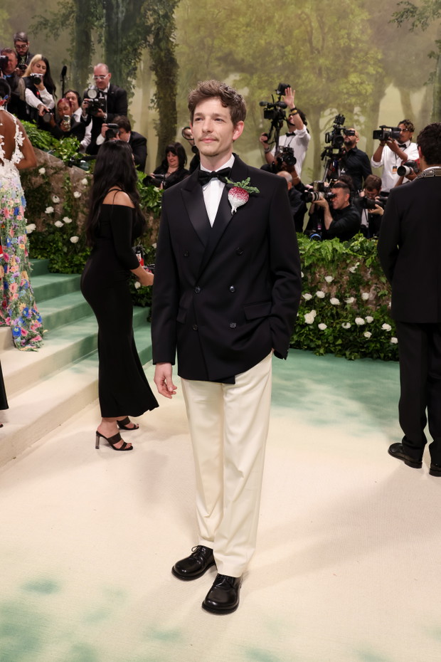 Met Gala 2024: Mike Faist