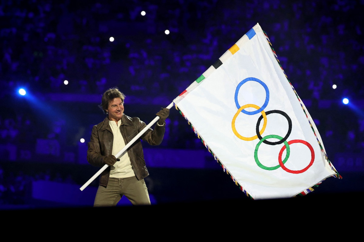 Tom Cruise naprawdę zjechał na linie podczas ceremonii zamknięcia Igrzysk Olimpijskich w Paryżu! Billie Eilish i Snoop Dog też się pojawili