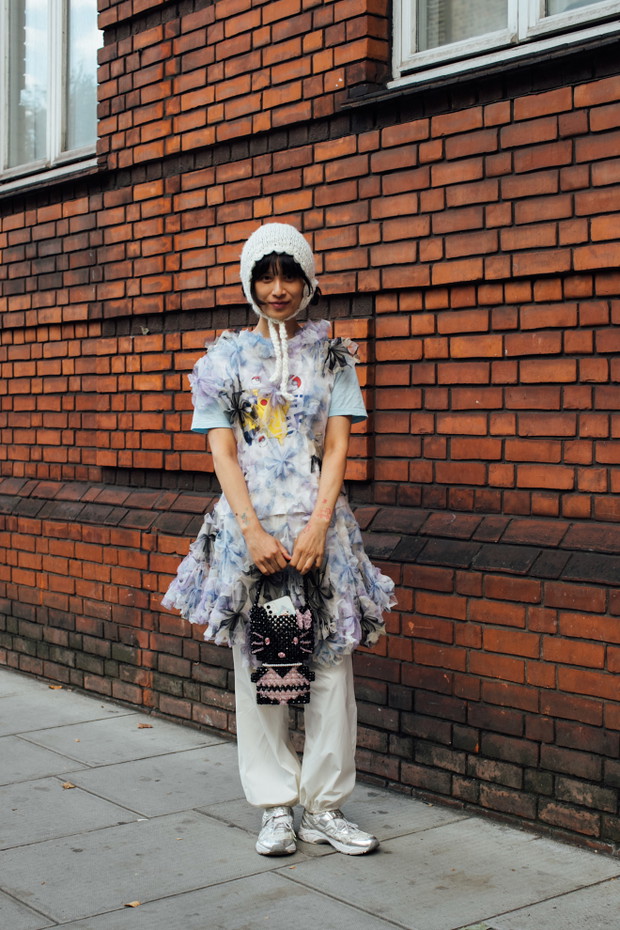 London Fashion Week SS 25 Street Style