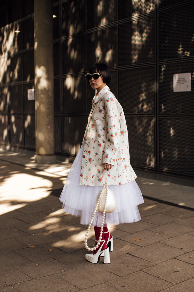 London Fashion Week SS 25 Street Style