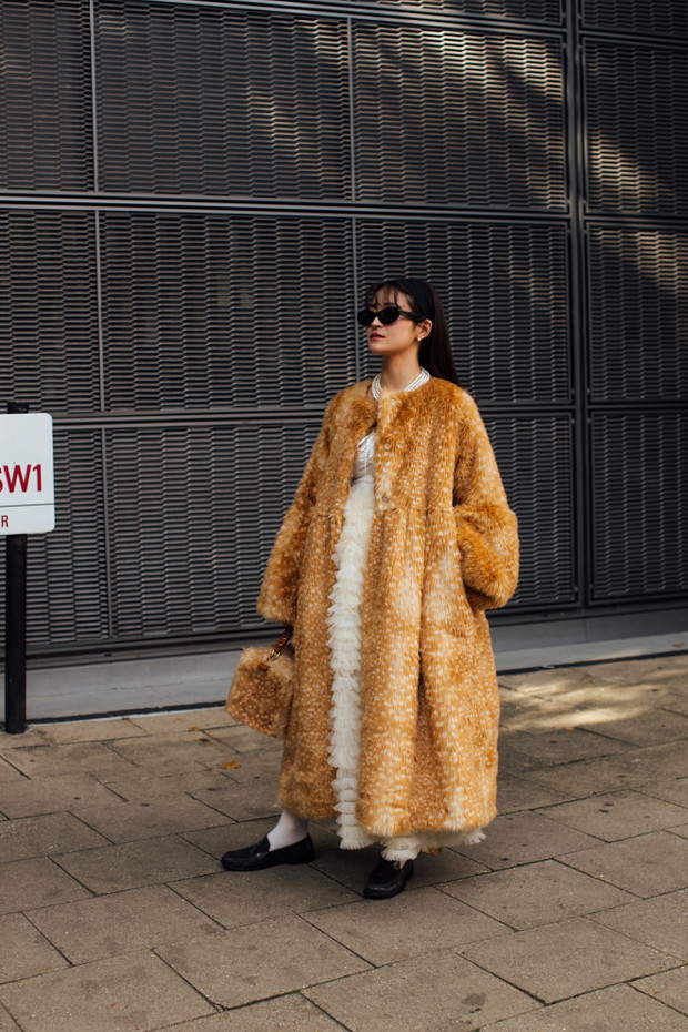 London Fashion Week SS 25 Street Style