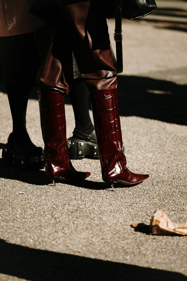 London Fashion Week SS 25 Street Style