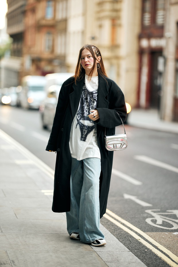 London Fashion Week SS 25 Street Style