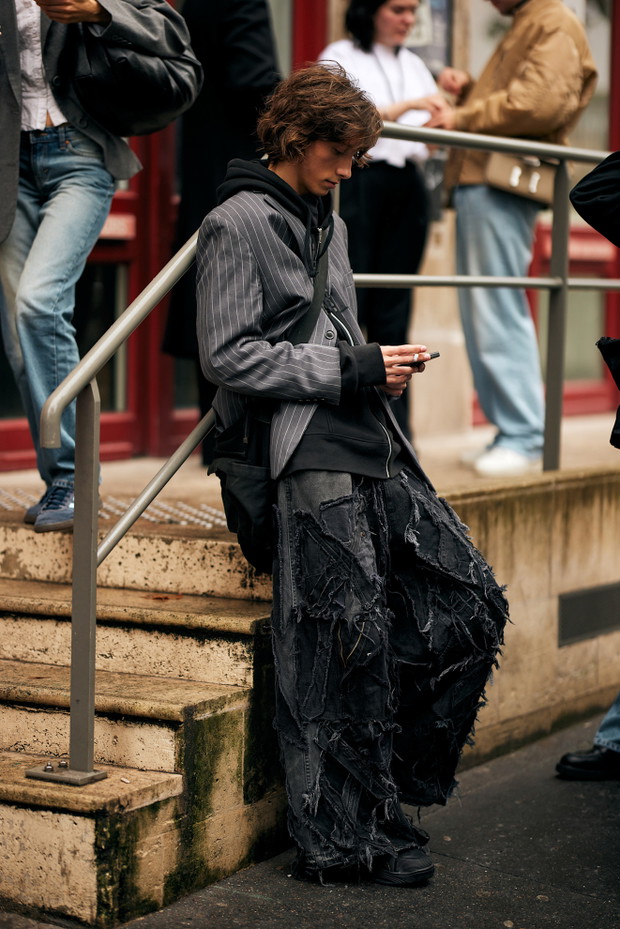 Paris Fashion Week SS 25 Street Style