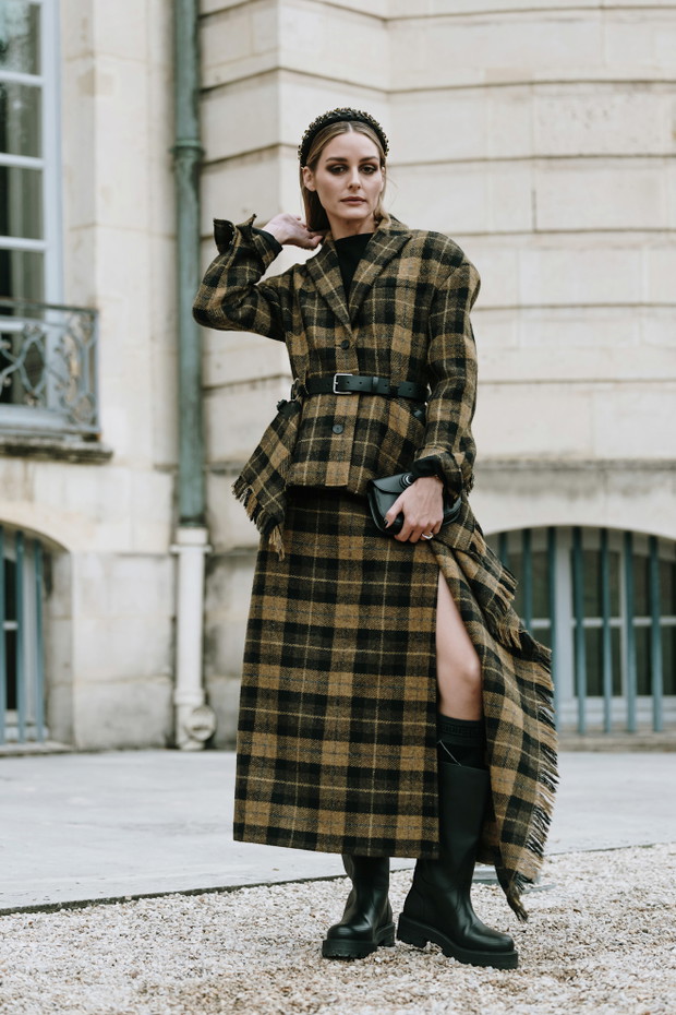 Paris Fashion Week SS25 Street Style