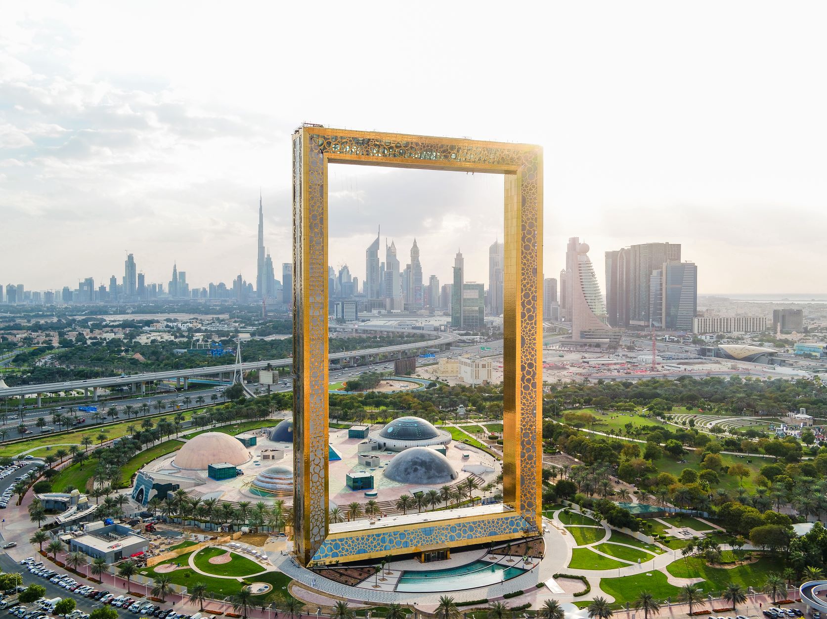 DUBAI FRAME