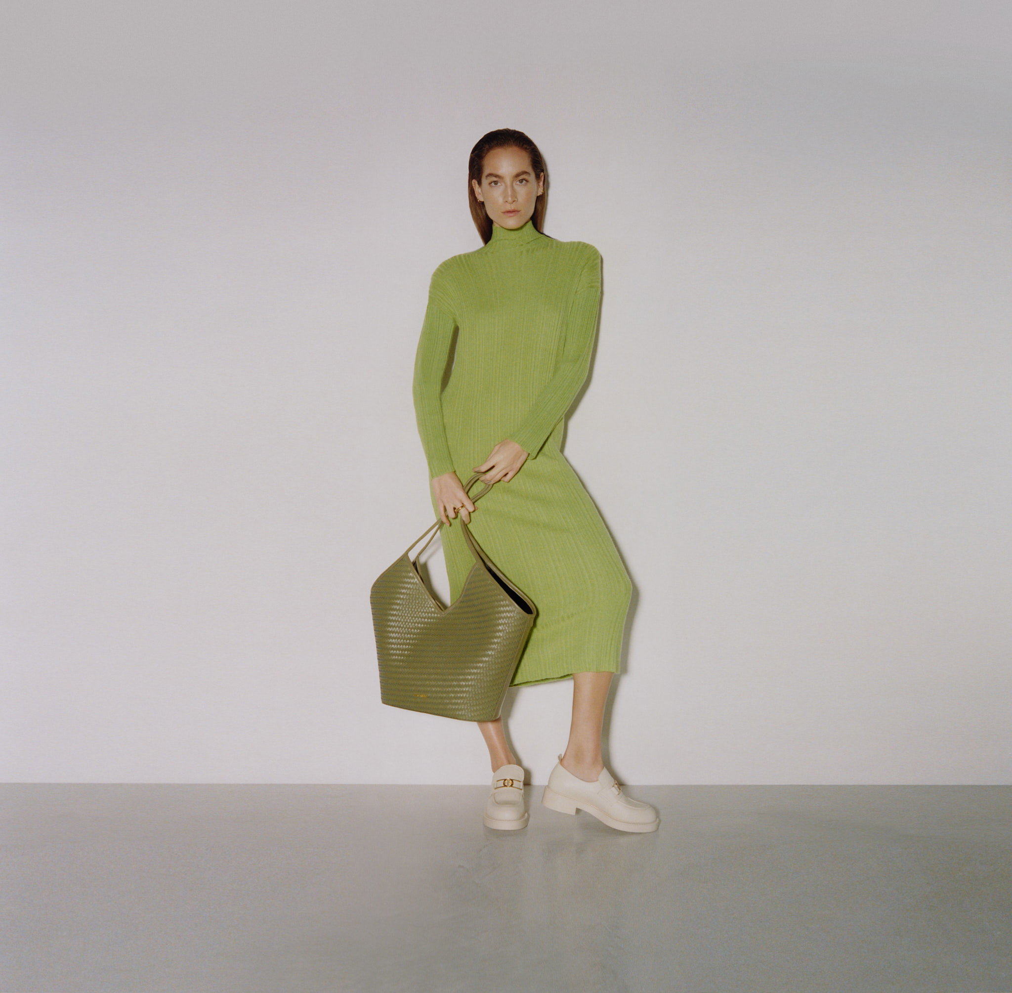 Beige is the new black? Najmodniejsze beżowe modele dostępne w CCC