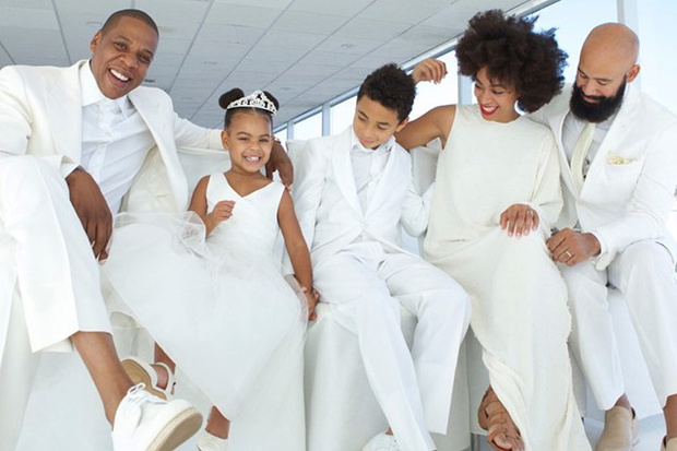 beyonce3_glamour_28apr15_cliff-watts_b_639x426