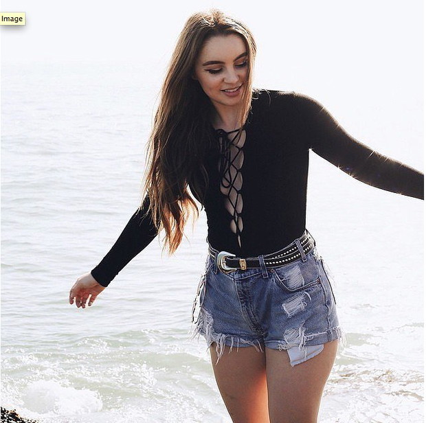 via @alexalosey Instagram