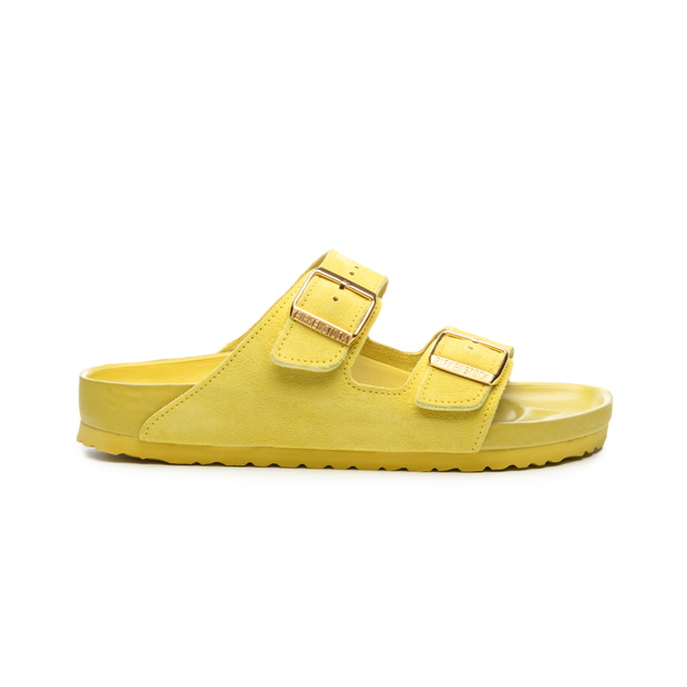 Sandały Arizona Birkenstock z kolekcji Valentino.