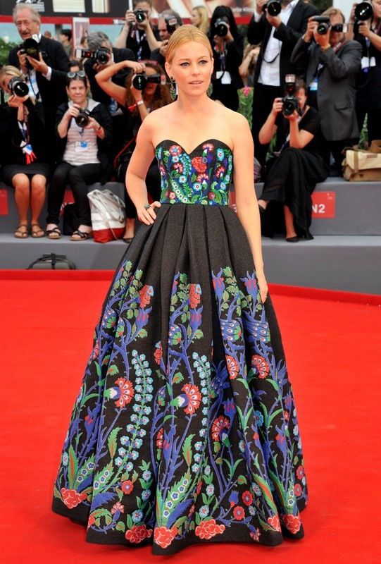Elizabeth Banks2