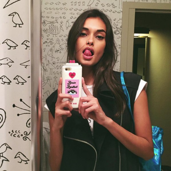 via @GizeleOliveira Instagram
