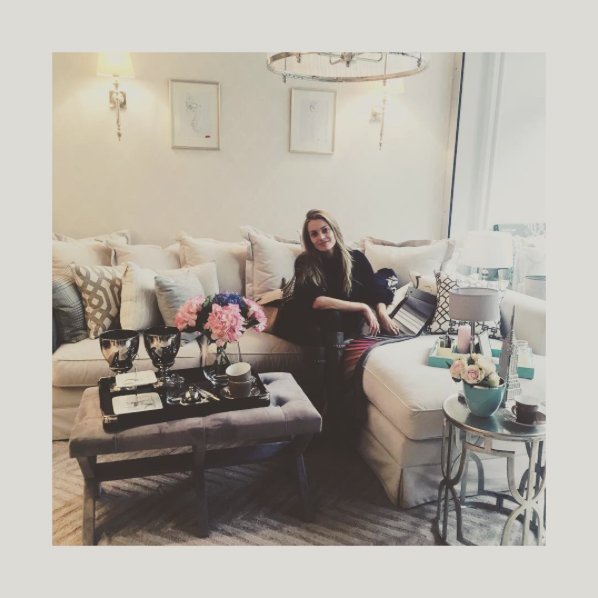via @annajofficial Instagram