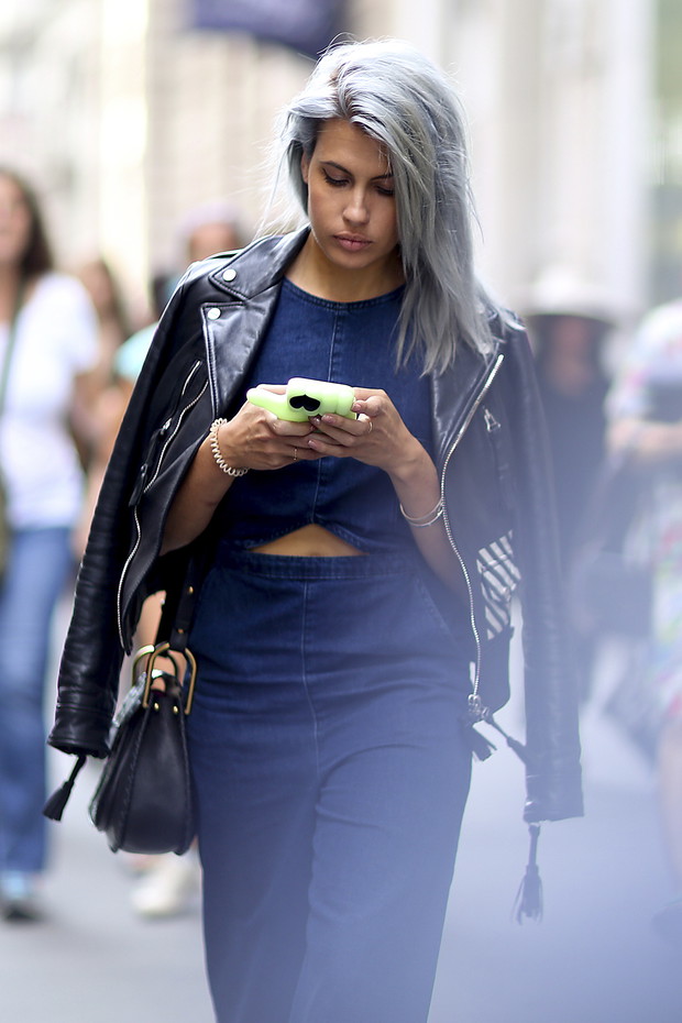 Street Fashion ramoneska / fot. Imaxtree