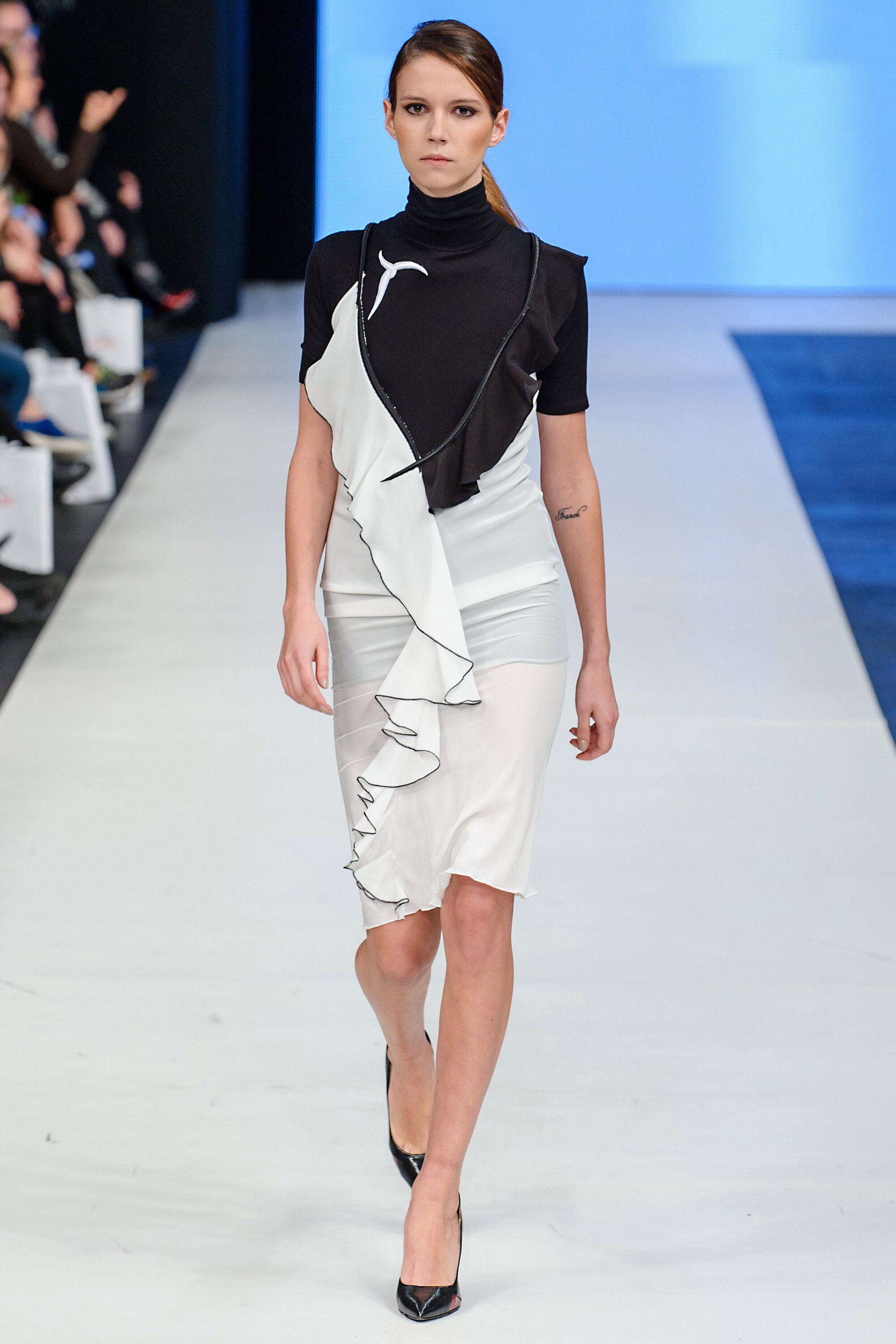 pokaz kolekcji Jacob Birge Vision wiosna lato 2016 na Fashion Philosophy Fashion Week Poland 0139