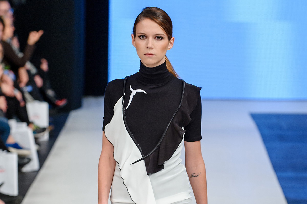 pokaz kolekcji Jacob Birge Vision wiosna lato 2016 na Fashion Philosophy Fashion Week Poland 0139