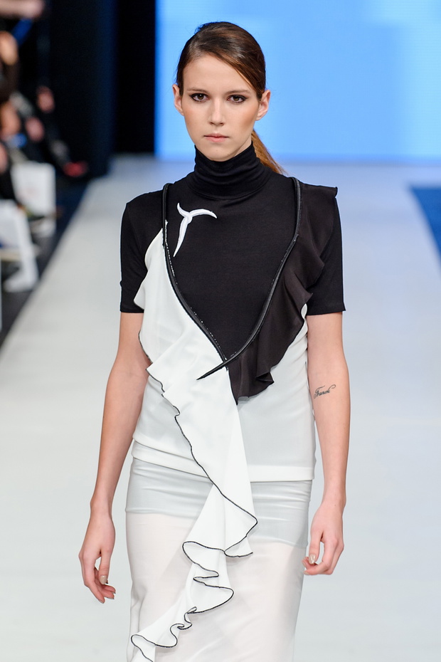 pokaz kolekcji Jacob Birge Vision wiosna lato 2016 na Fashion Philosophy Fashion Week Poland 0142