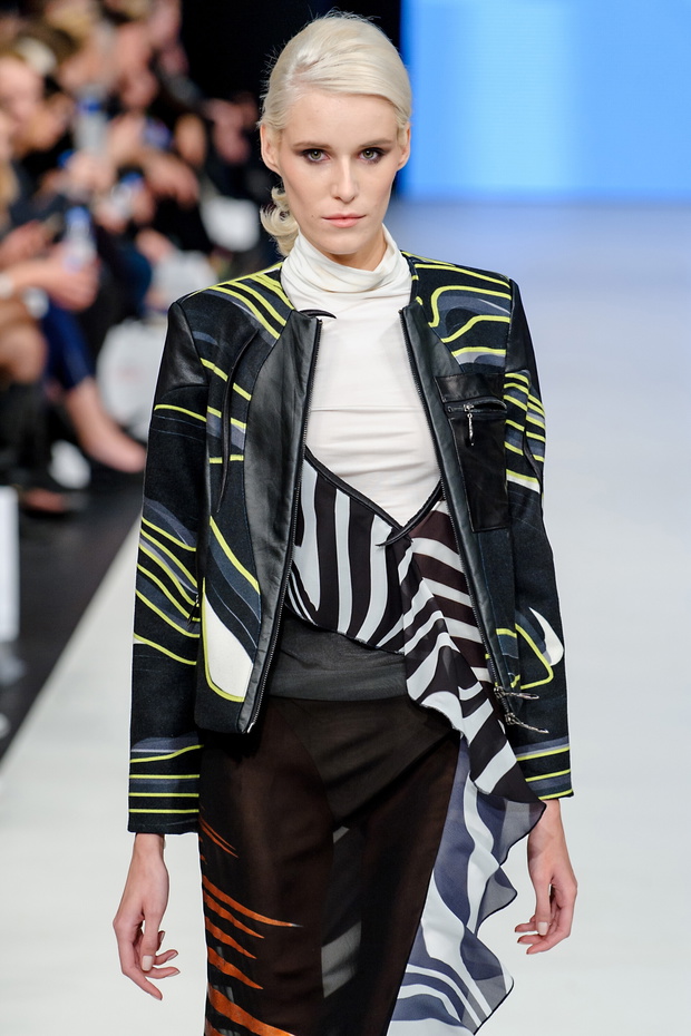 pokaz kolekcji Jacob Birge Vision wiosna lato 2016 na Fashion Philosophy Fashion Week Poland 0245