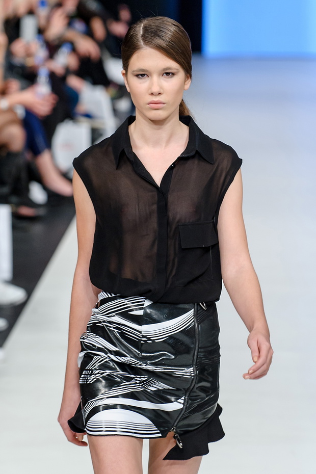 pokaz kolekcji Jacob Birge Vision wiosna lato 2016 na Fashion Philosophy Fashion Week Poland 0277