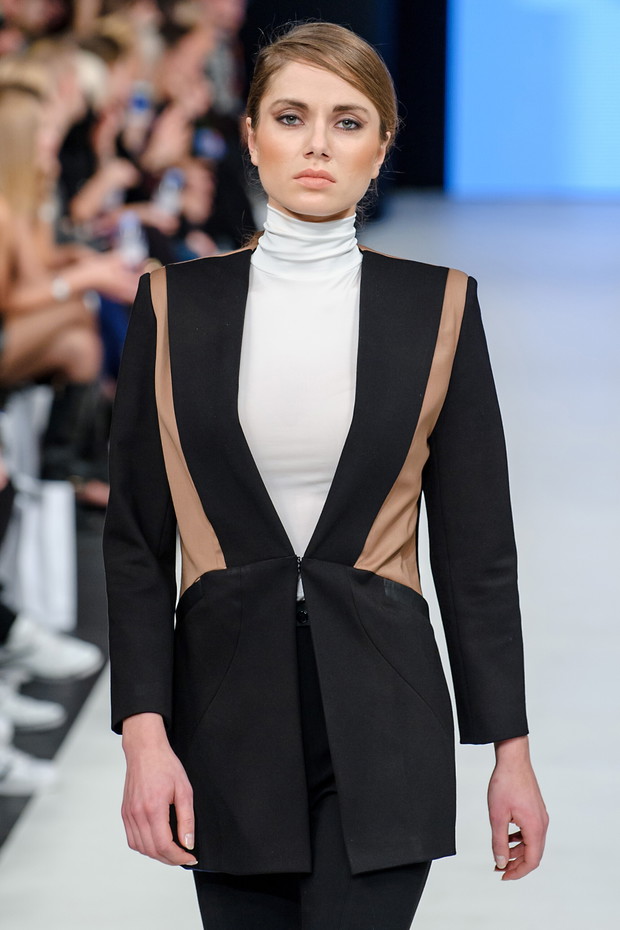 pokaz kolekcji Jacob Birge Vision wiosna lato 2016 na Fashion Philosophy Fashion Week Poland 0351