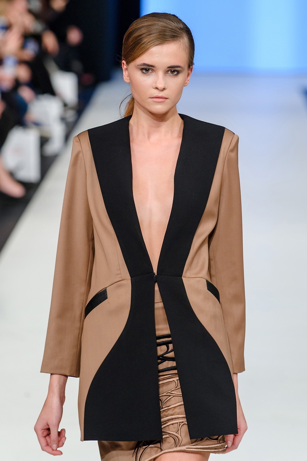 pokaz kolekcji Jacob Birge Vision wiosna lato 2016 na Fashion Philosophy Fashion Week Poland 0368